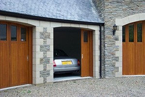 Slifing garage door in calgary